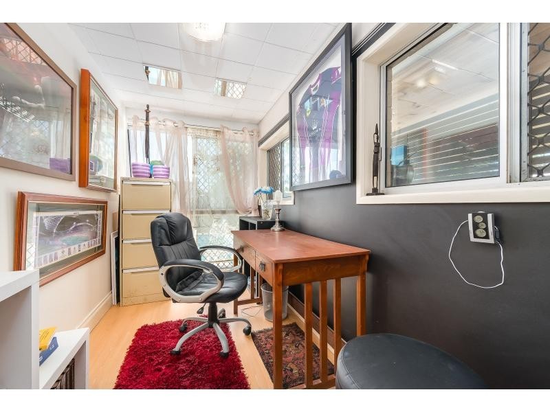 15 Sunbird Avenue, Paradise Point QLD 4216