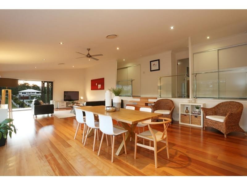 28 Huntington Drive, Maudsland QLD 4210