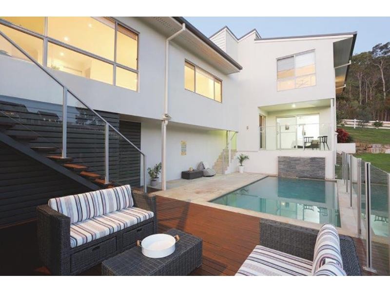 28 Huntington Drive, Maudsland QLD 4210