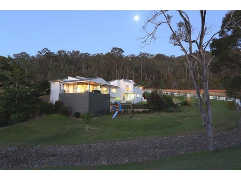 28 Huntington Drive, Maudsland QLD 4210