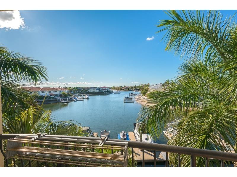 23/41A Broadwater Street, Runaway Bay QLD 4216