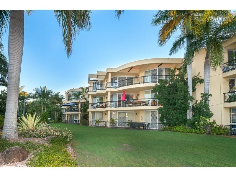 23/41A Broadwater Street, Runaway Bay QLD 4216