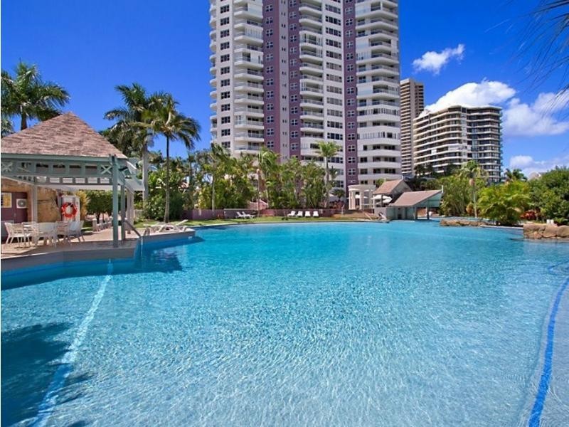 12 Commodore Drive, Paradise Waters QLD 4217