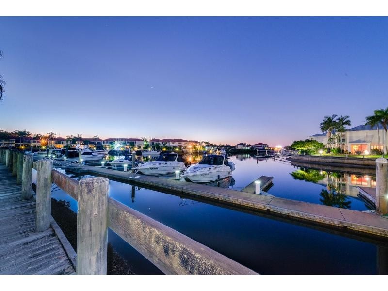 3/41a Broadwater Street, Runaway Bay QLD 4216