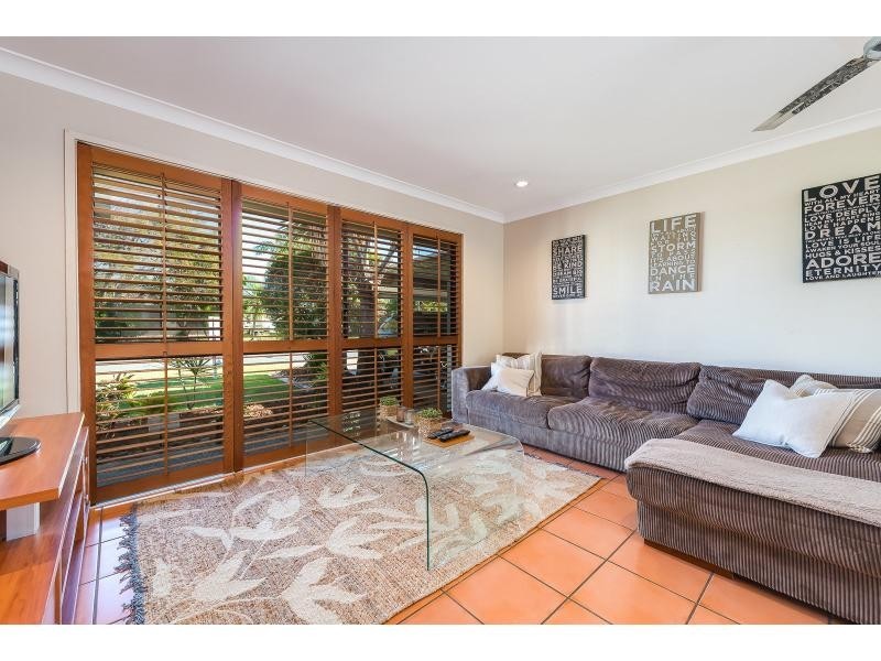 5 Koitaki Court, Runaway Bay QLD 4216