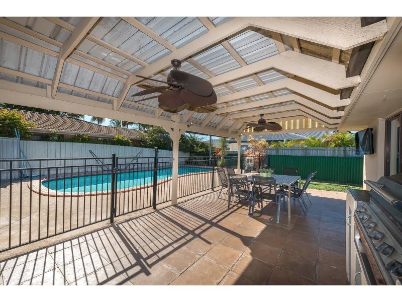 5 Koitaki Court, Runaway Bay QLD 4216