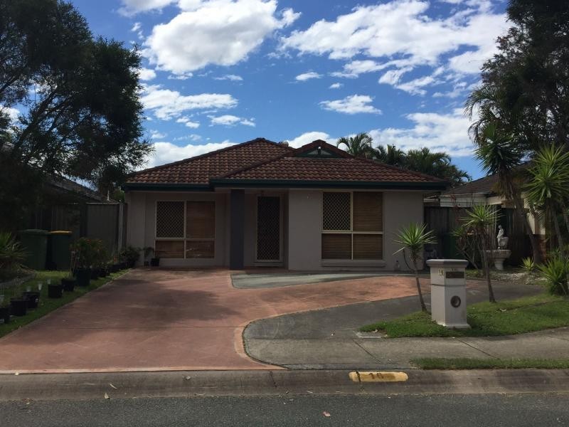 16 Trade Winds Drive, Helensvale QLD 4212