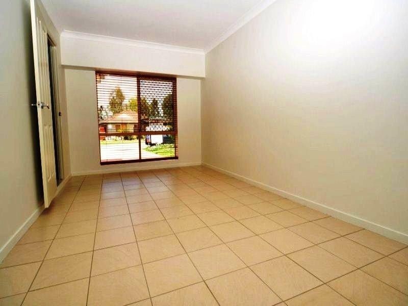 16 Trade Winds Drive, Helensvale QLD 4212