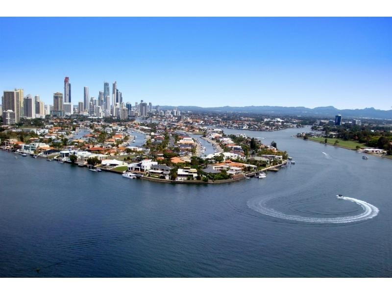 6/42 Brighton Parade, Southport QLD 4215