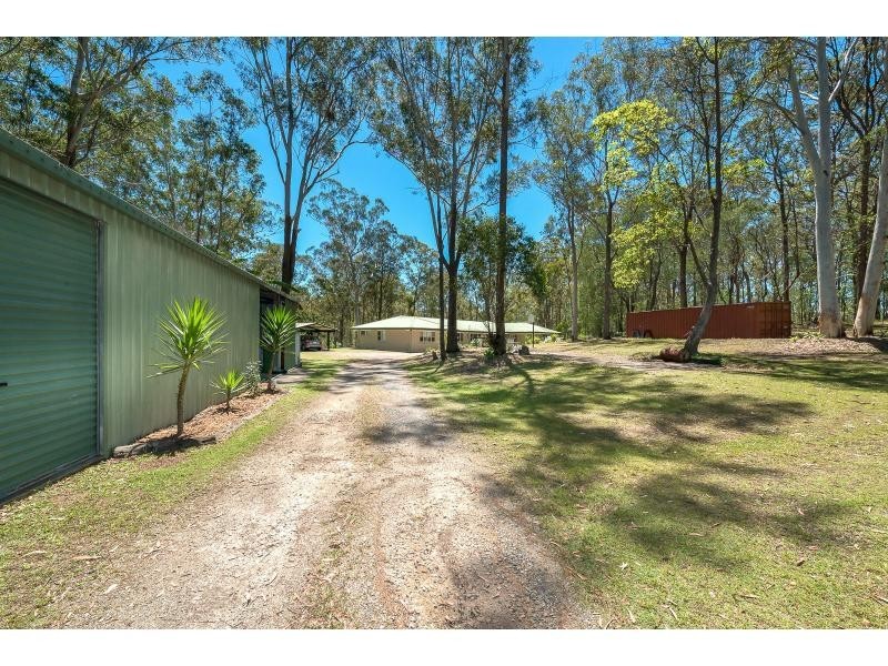 238-240 German Church Road, Carbrook QLD 4130