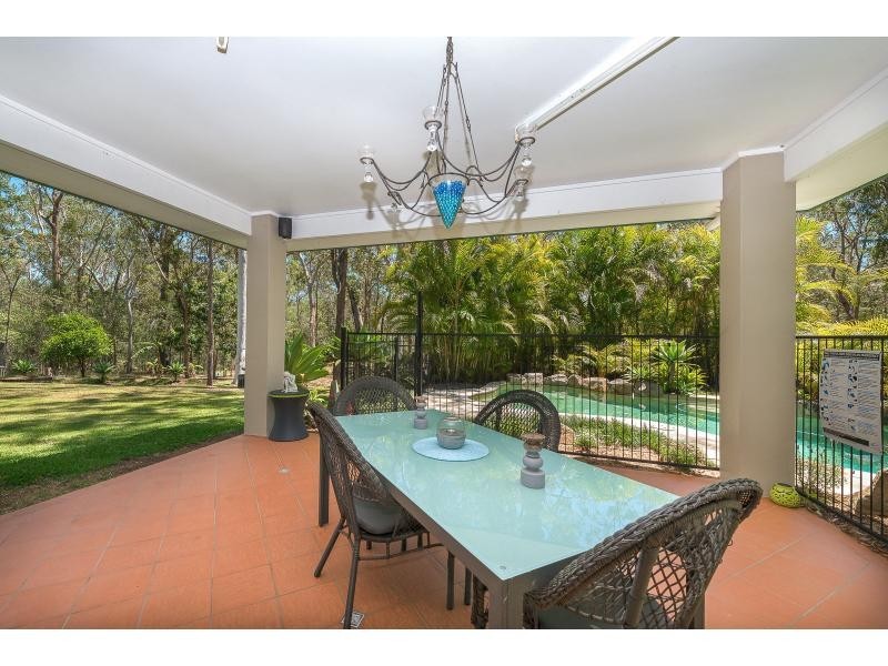 238-240 German Church Road, Carbrook QLD 4130