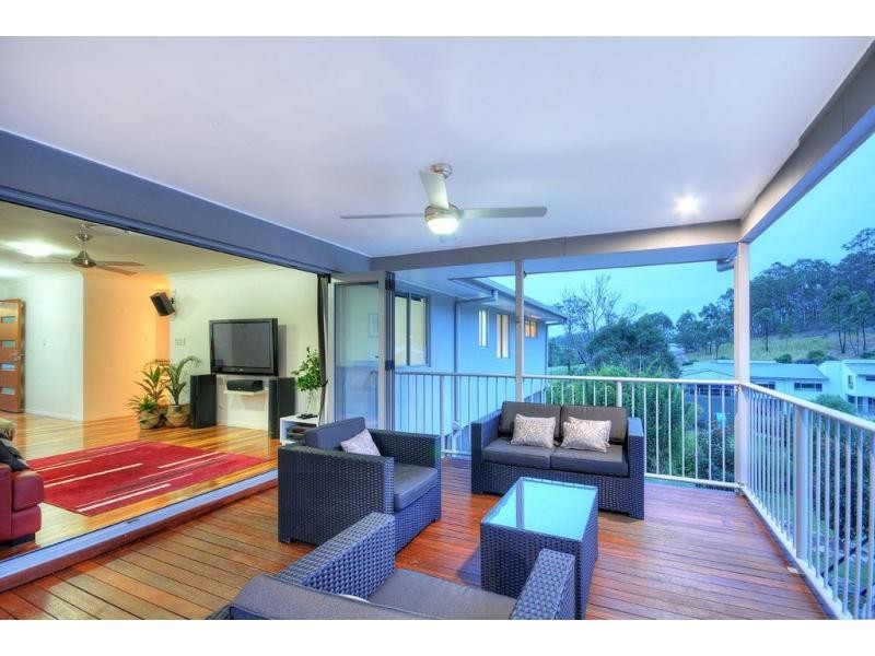 32 Huntington Drive, Maudsland QLD 4210