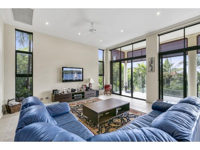 11 Kootingal Street, Ashmore QLD 4214