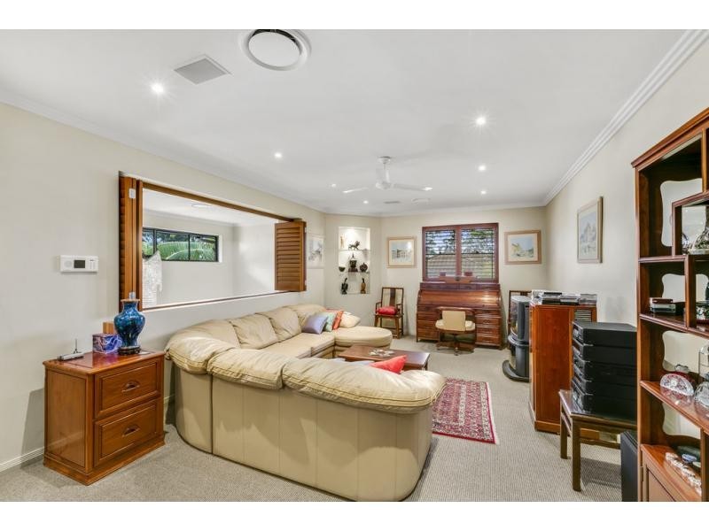 11 Kootingal Street, Ashmore QLD 4214