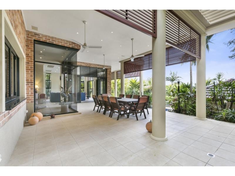 11 Kootingal Street, Ashmore QLD 4214