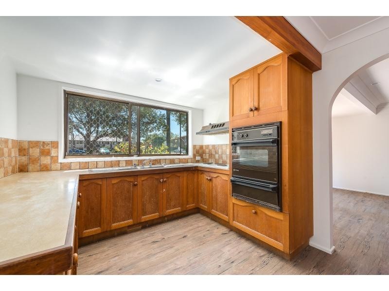 28 Michigan Drive, Oxenford QLD 4210