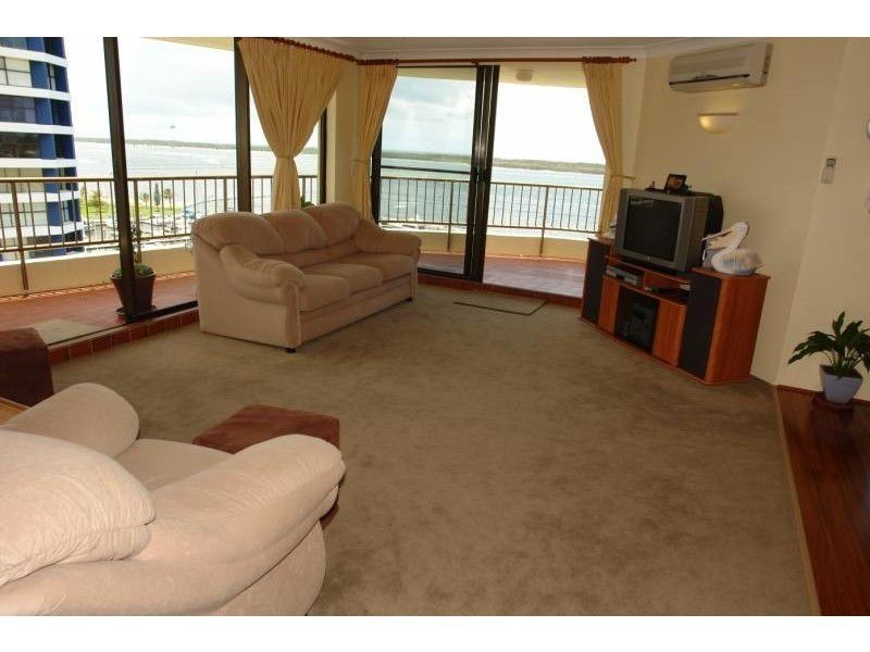 53/9 Bayview Street, Runaway Bay QLD 4216