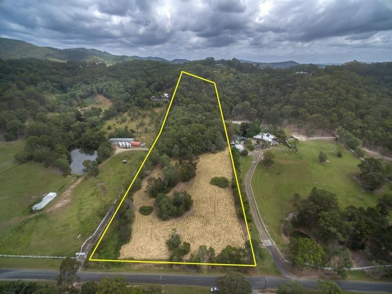 42 Courtney Drive, Upper Coomera QLD 4209