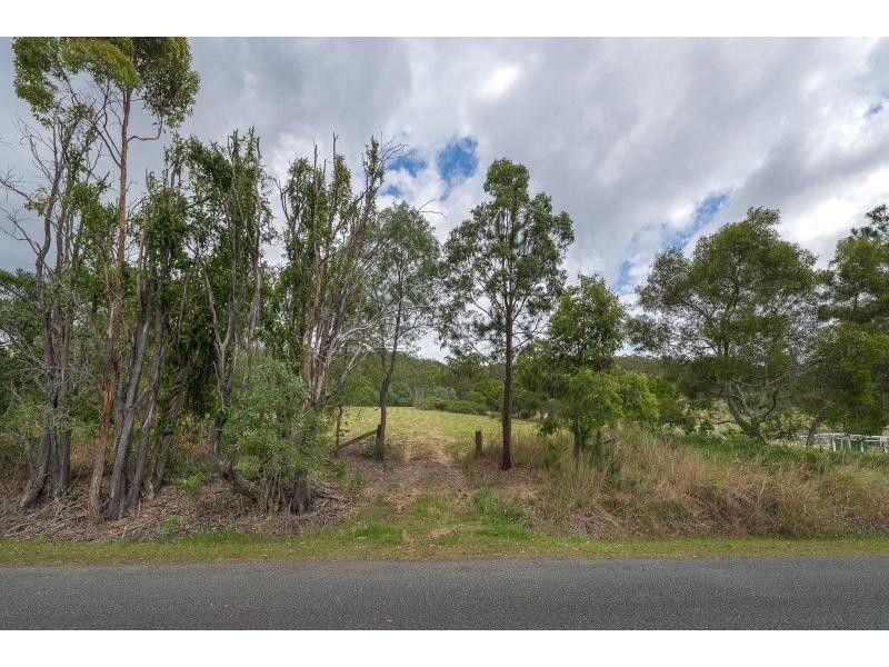 42 Courtney Drive, Upper Coomera QLD 4209