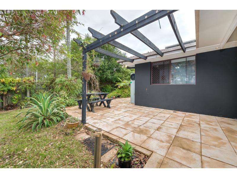 2/5 Callistemon Court, Arundel QLD 4214