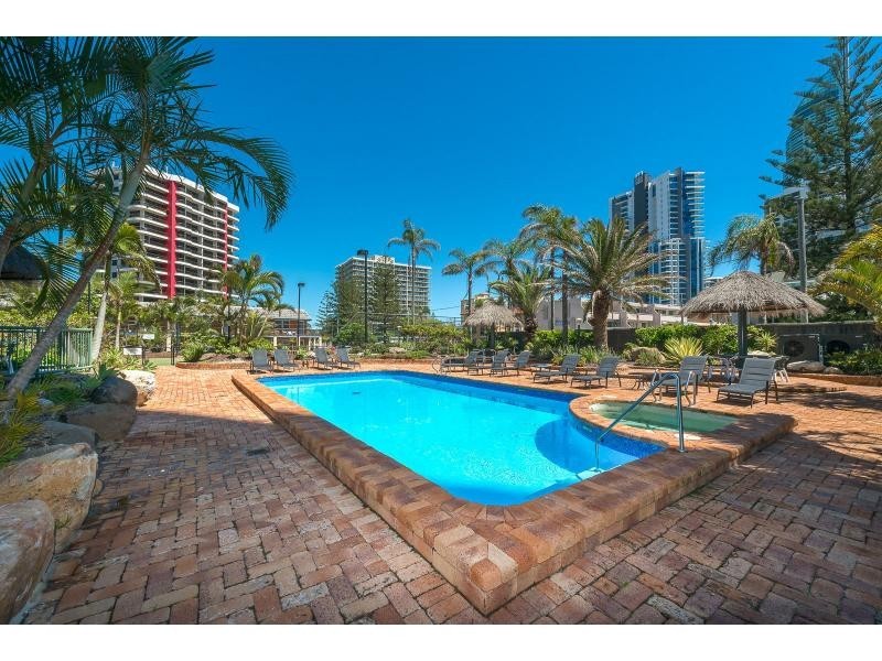 81/4 Thornton Street, Surfers Paradise QLD 4217