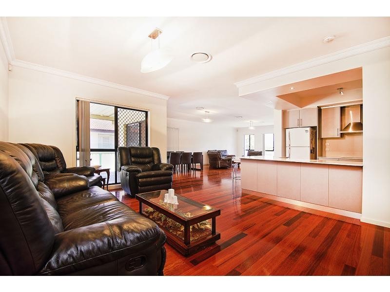 59 Morala Avenue, Runaway Bay QLD 4216