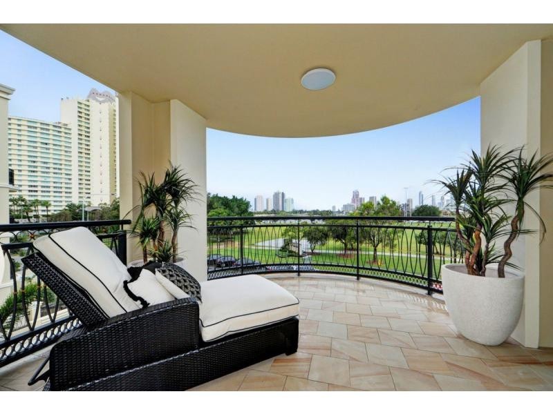 14/42 Brighton Parade, Southport QLD 4215