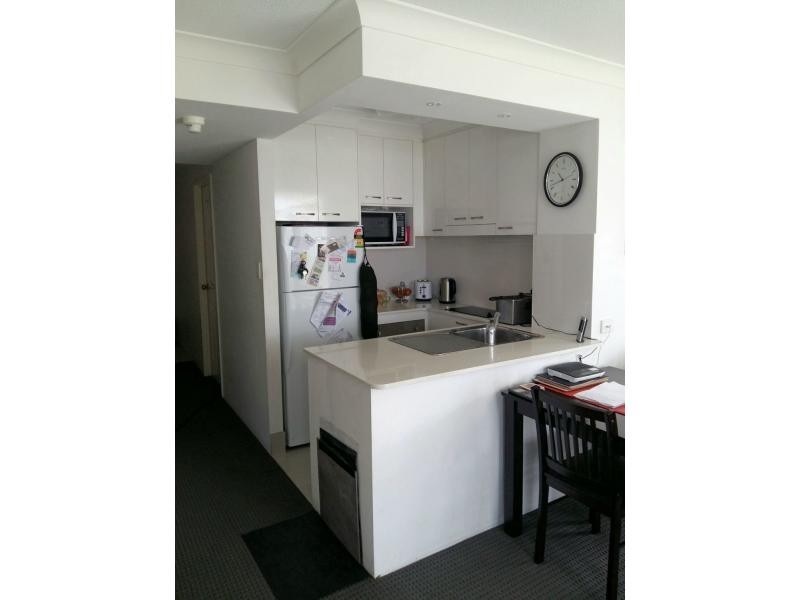 GF/510 Marine Parade, Biggera Waters QLD 4216