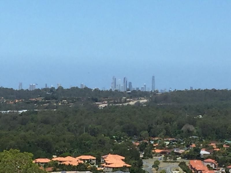 L2/40 Midway Terrace, Pacific Pines QLD 4211