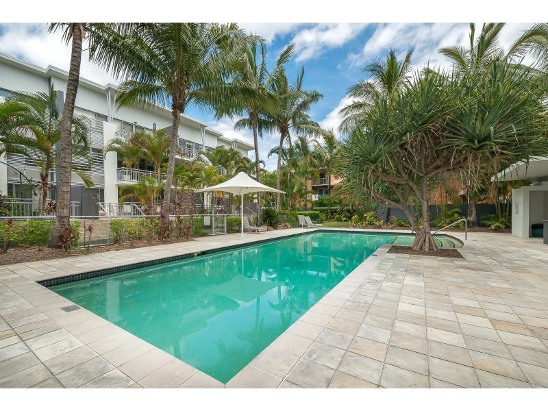 7/13-23 Bright Avenue, Labrador QLD 4215