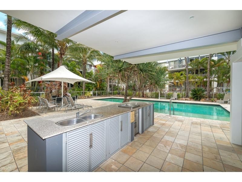 7/13-23 Bright Avenue, Labrador QLD 4215