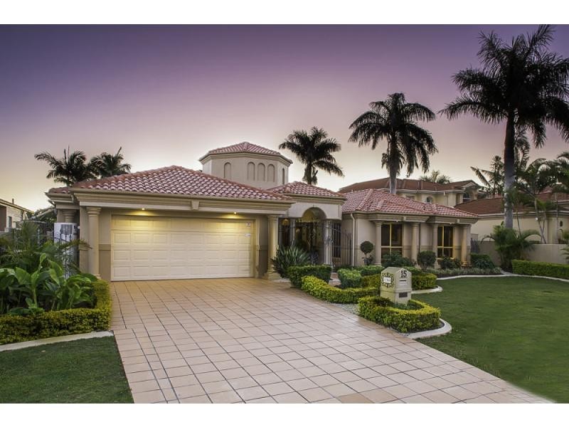 15 Sir Bruce Small Boulevard, Benowa Waters QLD 4217