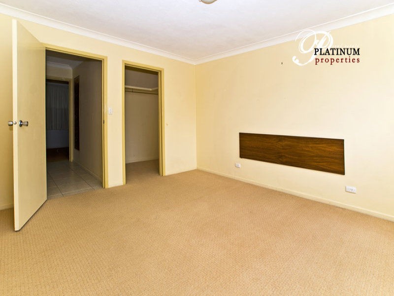 Unit 1/554 Marine Parade, Biggera Waters QLD 4216
