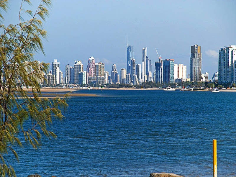 Unit 1/554 Marine Parade, Biggera Waters QLD 4216