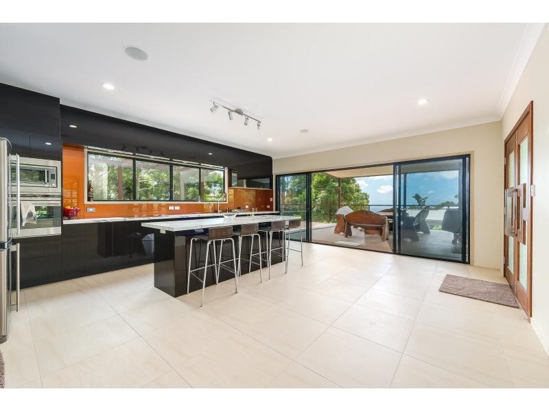 52 Landman Court, Clagiraba QLD 4211