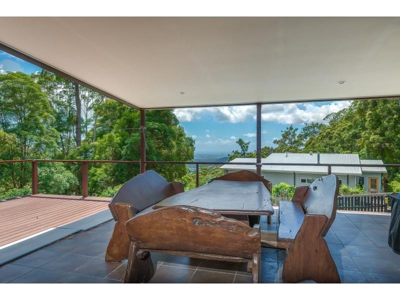 52 Landman Court, Clagiraba QLD 4211