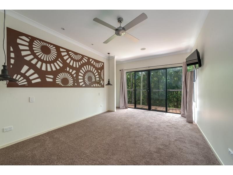 52 Landman Court, Clagiraba QLD 4211