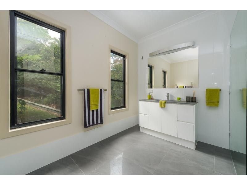 52 Landman Court, Clagiraba QLD 4211