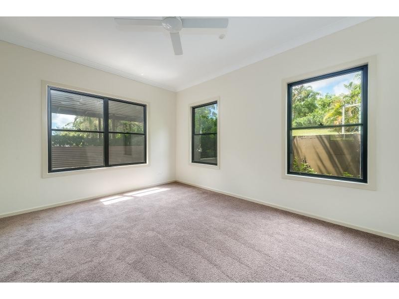 52 Landman Court, Clagiraba QLD 4211