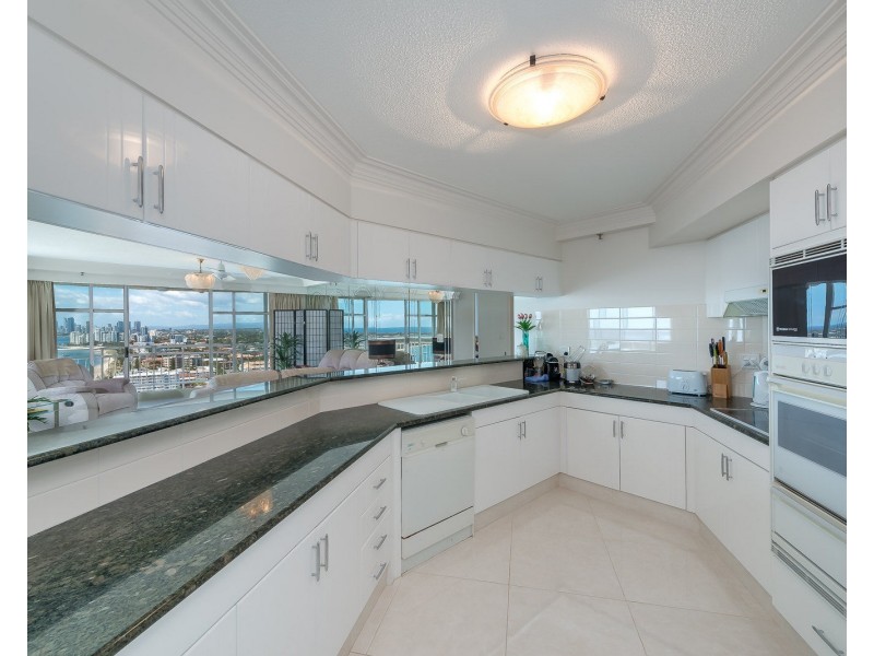 5 Bayview Street, Runaway Bay QLD 4216