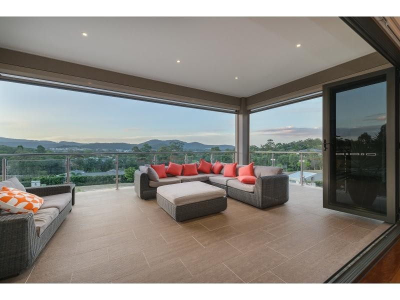 20 Huntington Drive, Maudsland QLD 4210