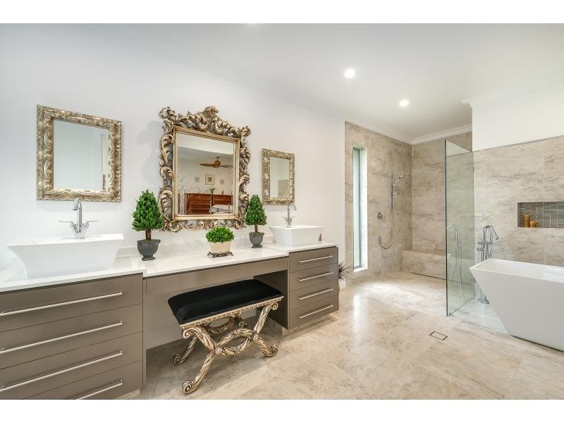 20 Sunnycrest Drive, Terranora NSW 2486