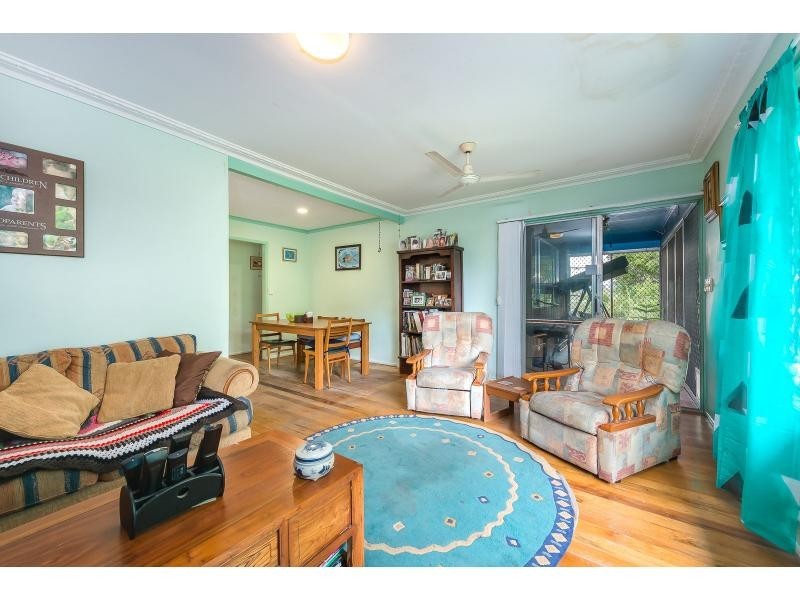 15 Algona Street, Labrador QLD 4215