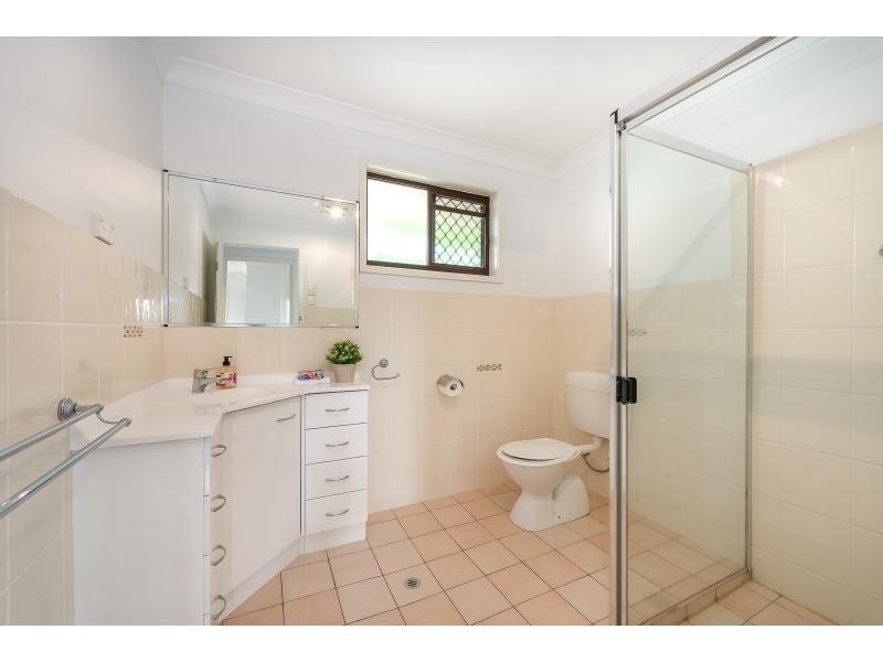 2/58 Blake Street, Southport QLD 4215