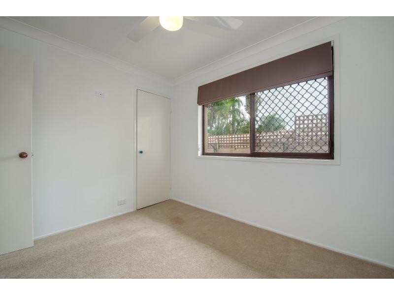 2/58 Blake Street, Southport QLD 4215