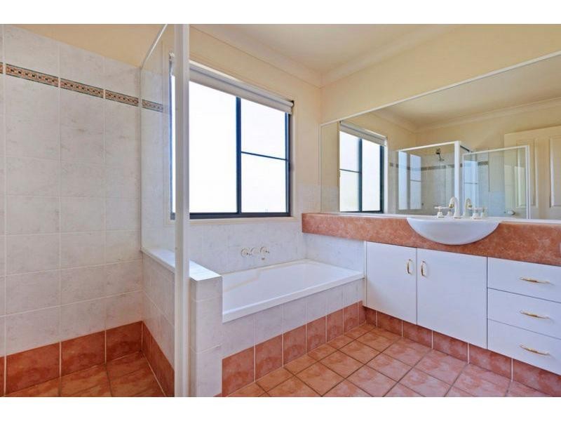 87 The Estuary, Coombabah QLD 4216