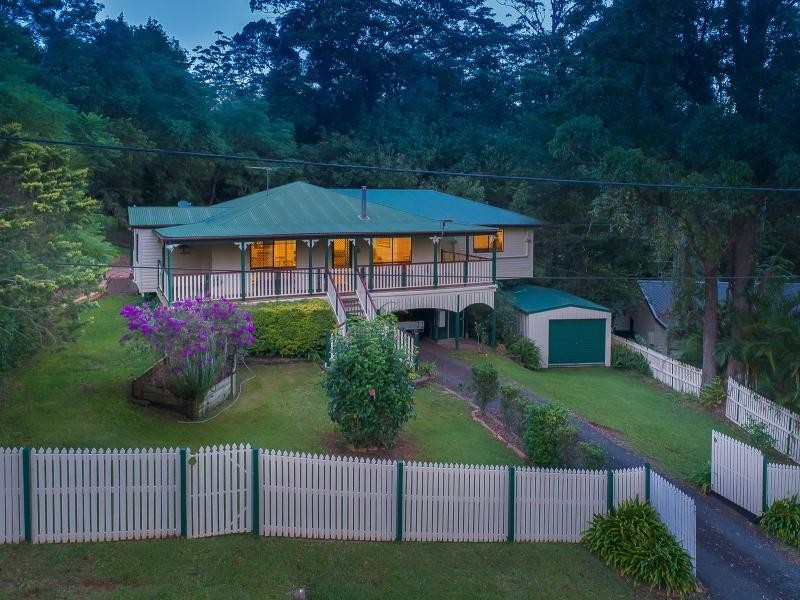 6 Lucania Court, Tamborine Mountain QLD 4272
