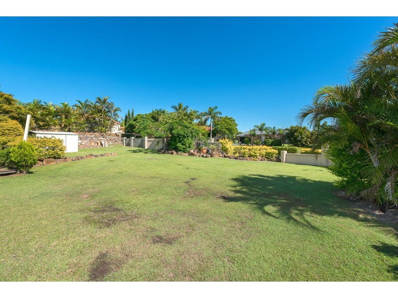 2 Highview Place, Parkwood QLD 4214