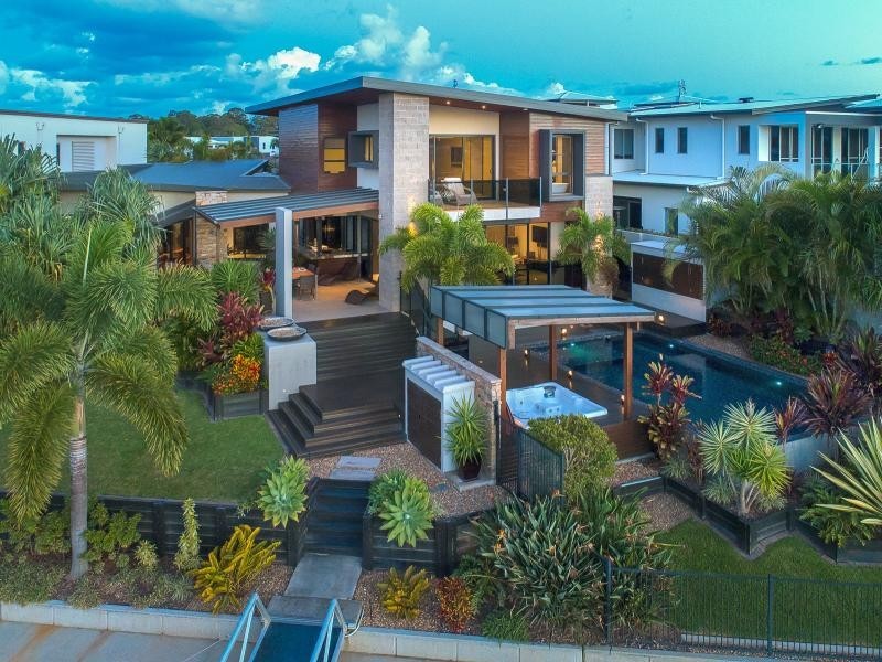 37 Quayside Drive, Helensvale QLD 4212