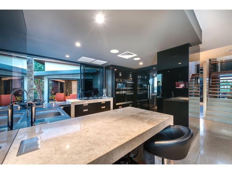 37 Quayside Drive, Helensvale QLD 4212